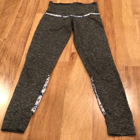 Strut Thus leggings 💕 - Picture 3 of 3